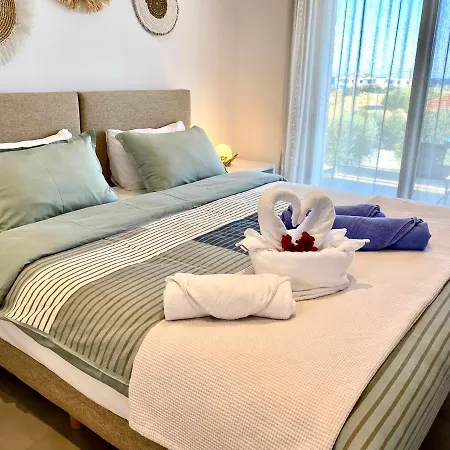 Harmony - 200 M From The Sea * Gennadi