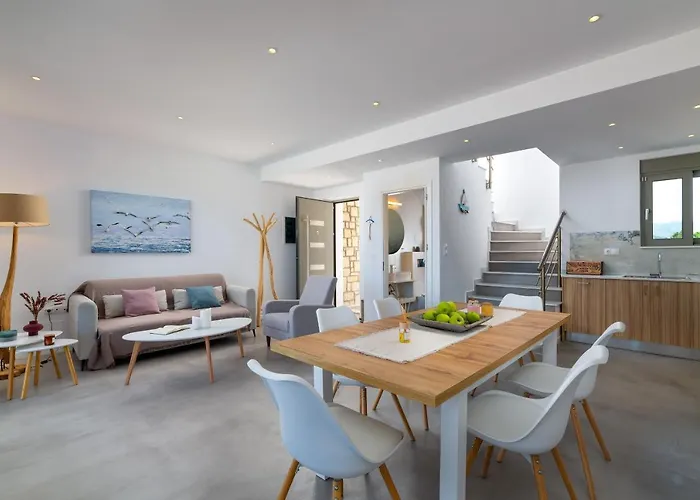 Harmony - 200 M From The Sea