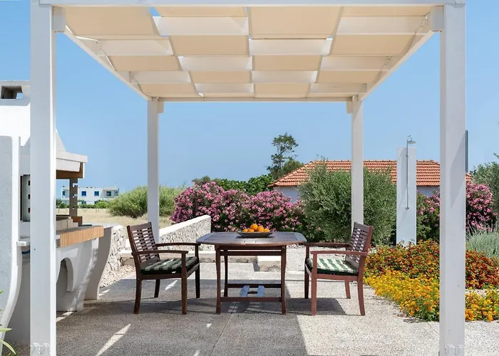 Harmony - 200 M From The Sea